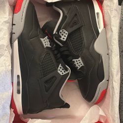 Air Jordan 4 Retro
