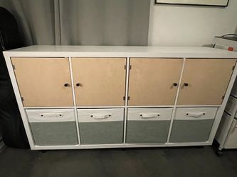 Cube Storage with Inserts