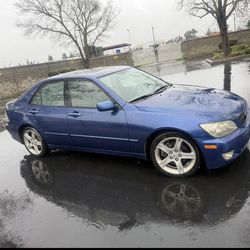 2002 Lexus IS 300