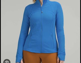 blue pool side define jacket size 4