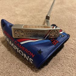 Scotty Cameron Champions Choice Newport 2 Button Back