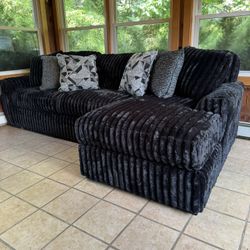 NEW Ashley Midnight Madness Sectional