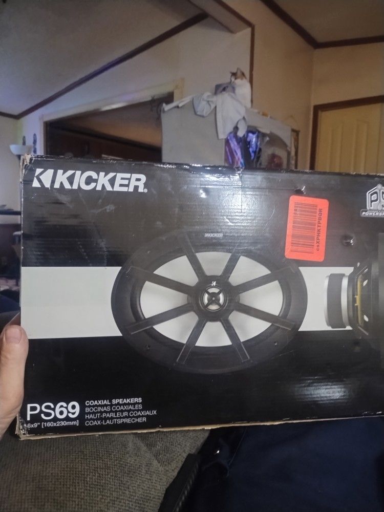 Kicker 6x9 180 Watt Car Speakers