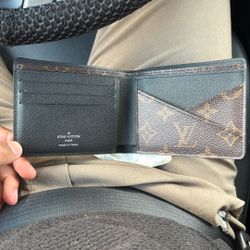 Louis Vuitton Wallet 