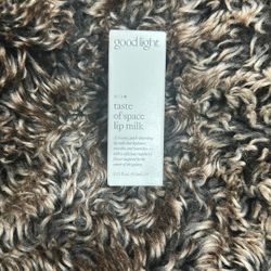 good light taste of space lip milk