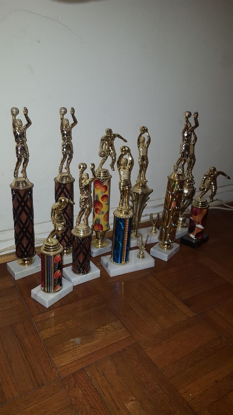 10 Basketball Trophies