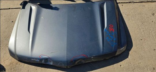 Cadillac Escalade Hood OEM