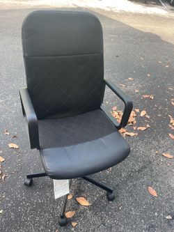 Desk chair