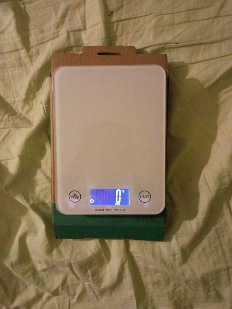 Digital Scale ⚖️ With Large Face Brand New Condition 