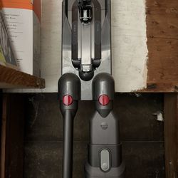 Dyson Wall Mount Battery And Parts