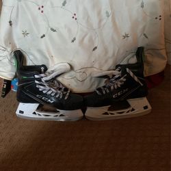 CCM 88k Ribcore Skates