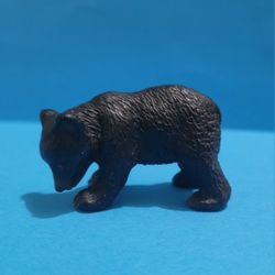 Vintage Schleich Black Bear Cub  Figurine Retired 14316.
