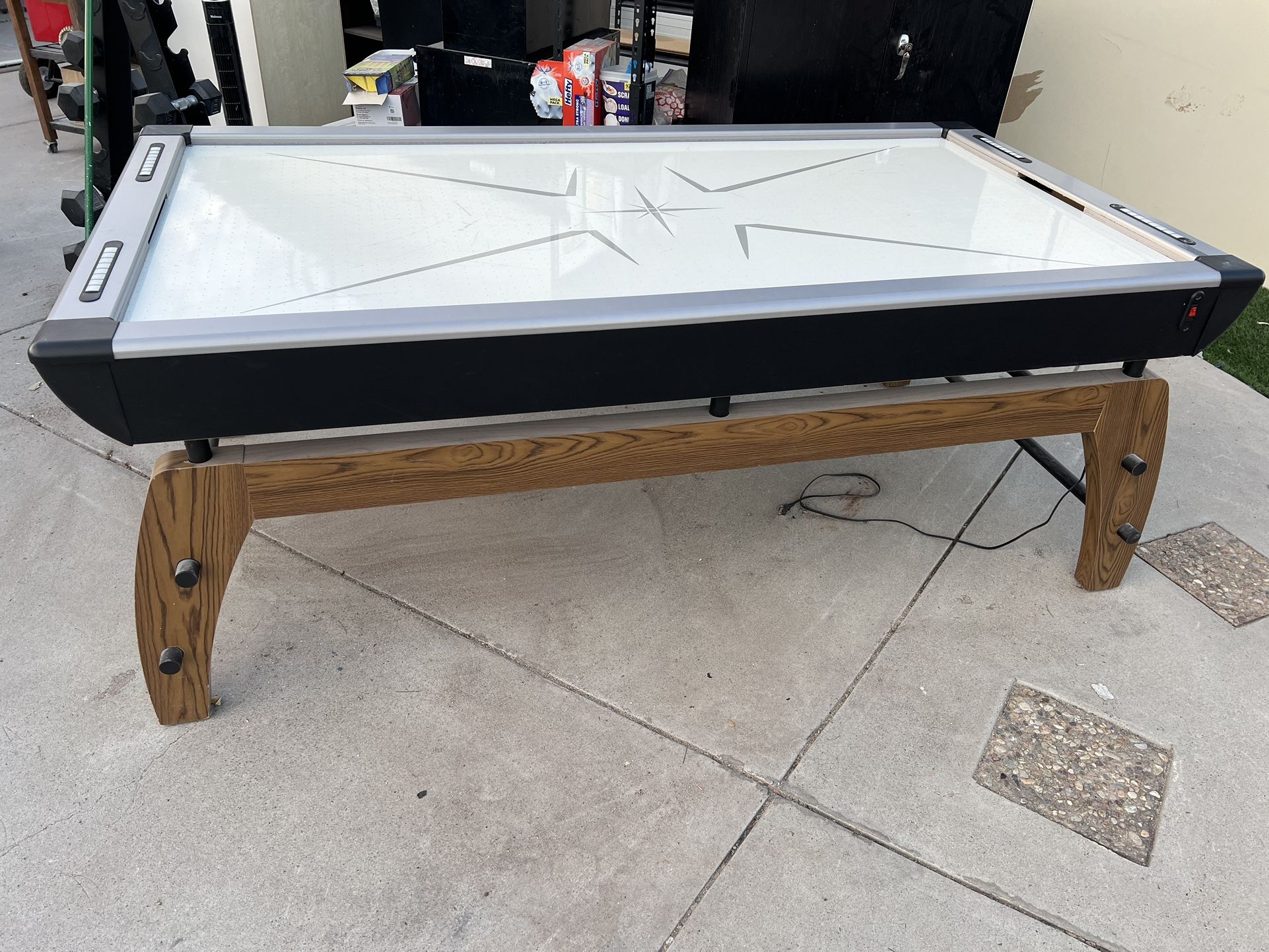 Air Hockey Table
