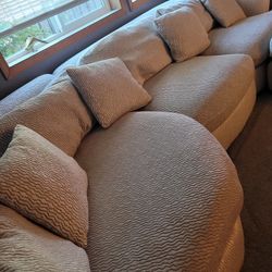 Bassett Furniture Modern Contemporary Couch