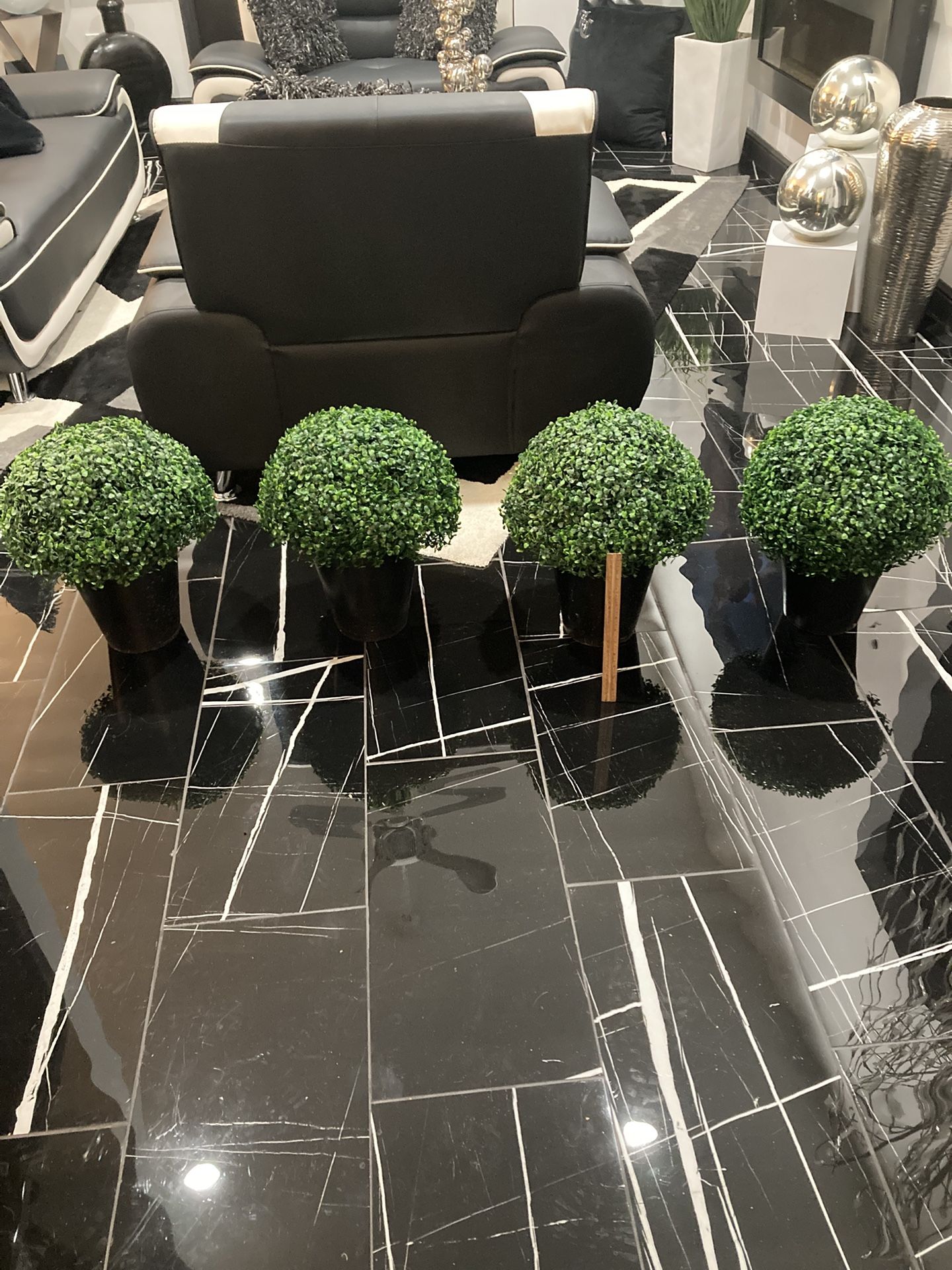 Modern, Contemporary, Black Fiberglass Pots With Topiaries. 19 Inches High. Indoor/Outdoor/Pick Up In Willowick.