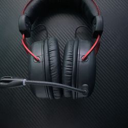 HyperX wireless Headphones 