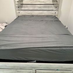 Bed /bedframe Box Spring And Mattress 