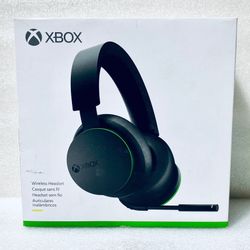 New Other Microsoft Xbox Series X|S, One & Windows Bluetooth Wireless Black Gaming Headset, 1944