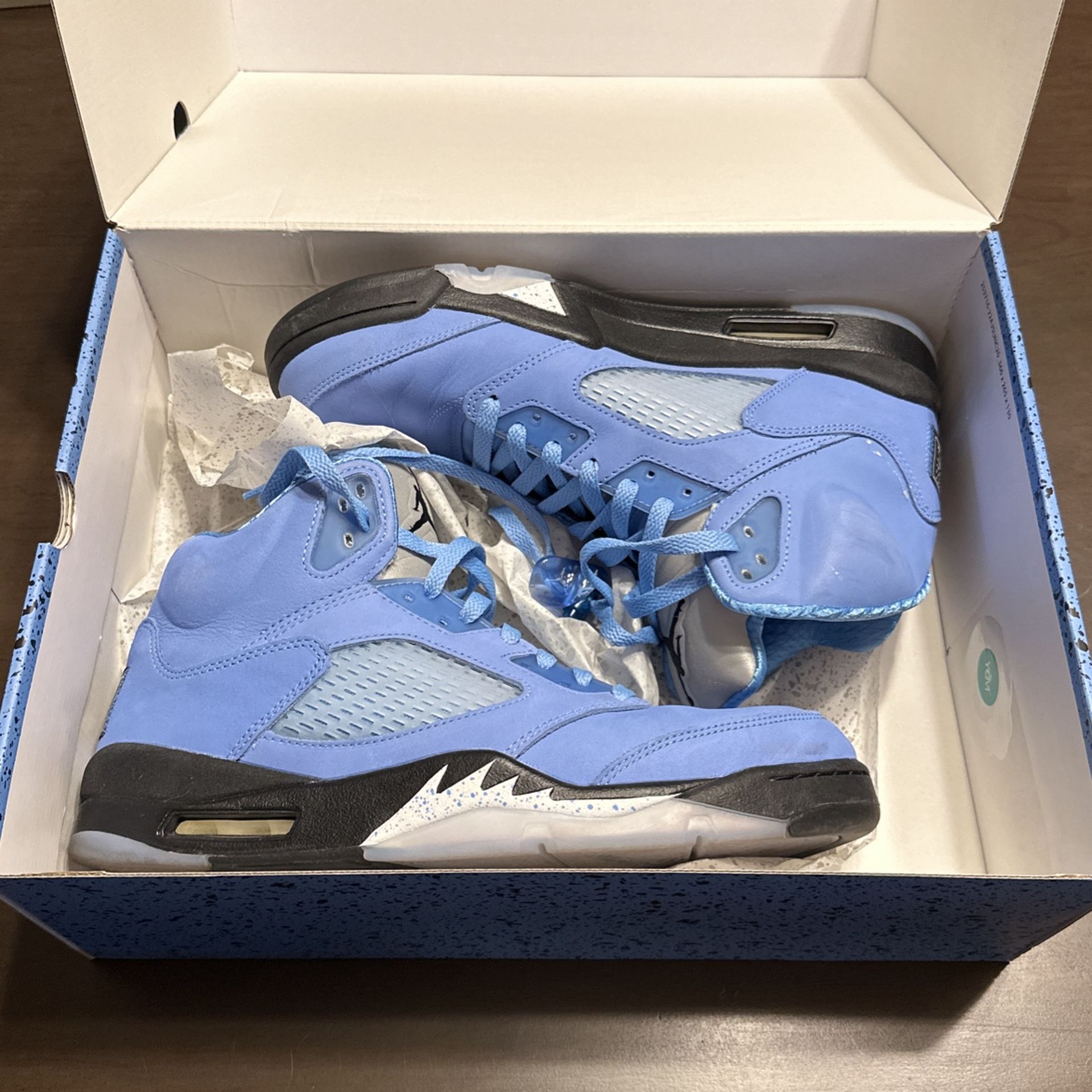 Jordan 5 Retro UNC Blue