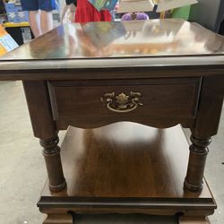 Sprague & Carlton Mid century Patriot Side Tables