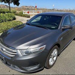 2013 Ford Taurus