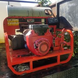 Honda pressure washer with steamer Tank attach