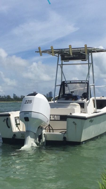 97 Johnson 225 ocean runner 25" shaft