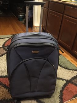 Samsonite four wheel spinner rolling luggage