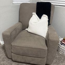 Swivel Rocking Chair 