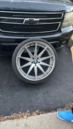 Tire and rims came off 2004 BMW 745 LI