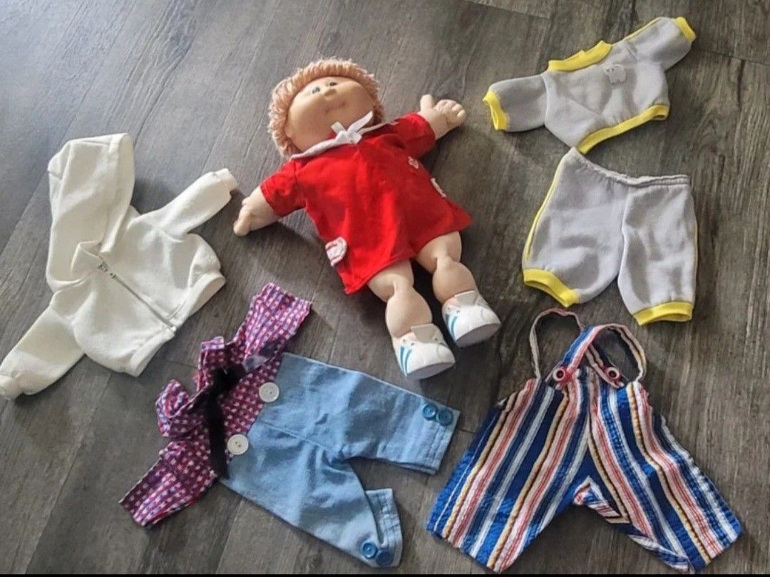 Vintage Gabbage Patch Doll + Clothes