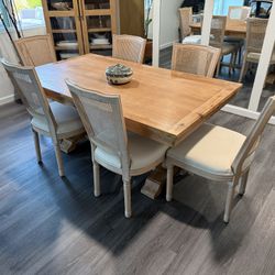 Dinner Table With 6 Chairs