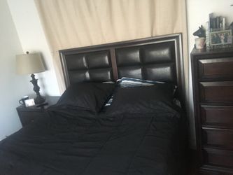 Crown Mark Queen Bed Frame w/ Upholstered Headboard & Footboard