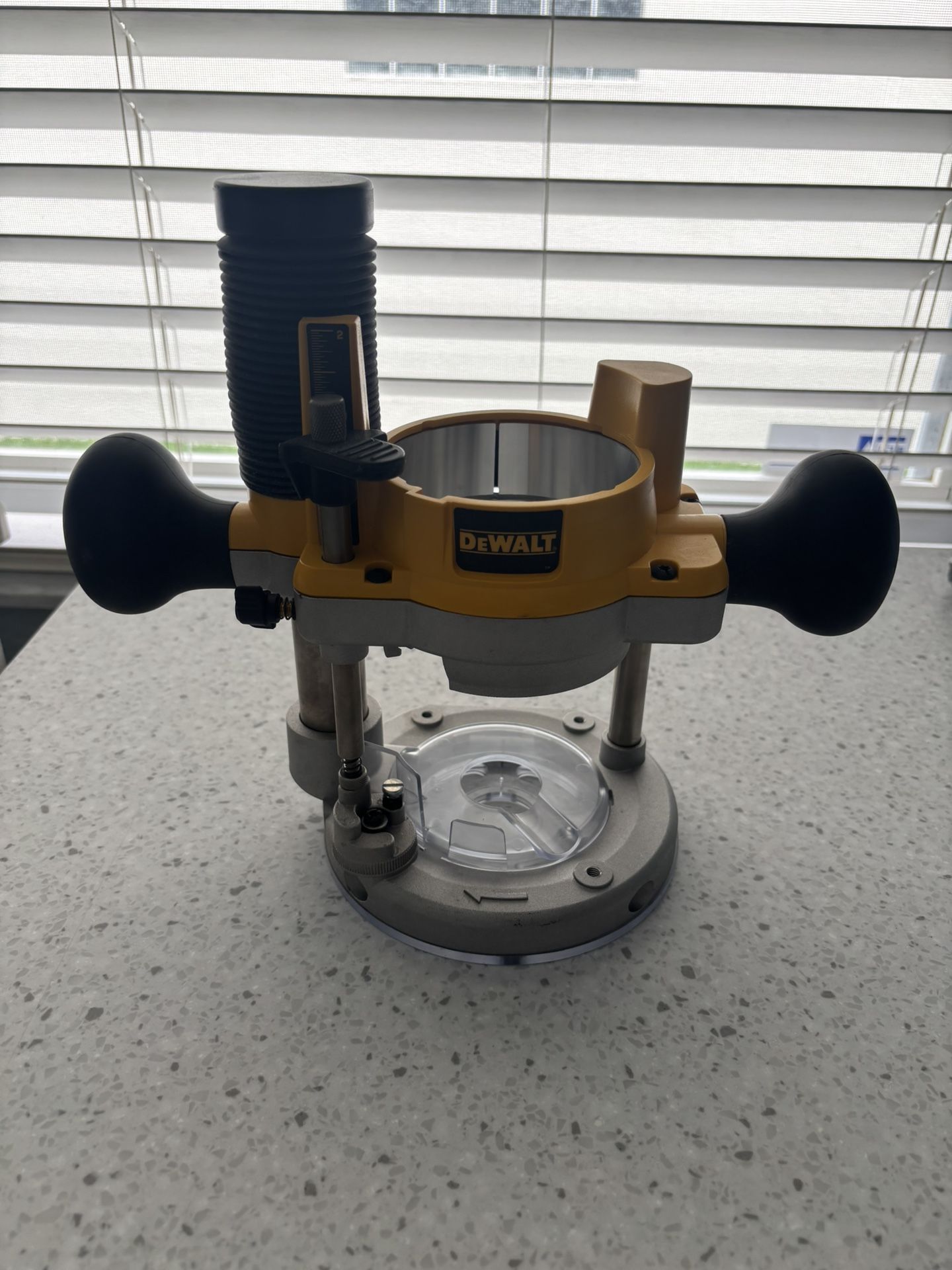 Dewalt Plunge Router Base And Dewalt Fixed Router Base