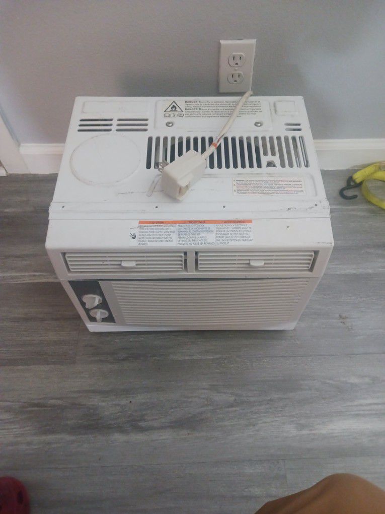 A/C UNIT AC Air Conditioner 