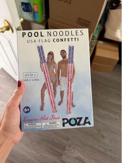 Pool confetti