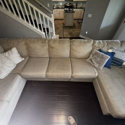 Sectional Sofa 