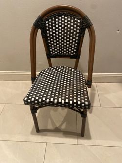 9x restaurant chairs