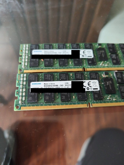 Samsung 32GB DDR3 4Rx4 PC3-12800 DDR3 ECC