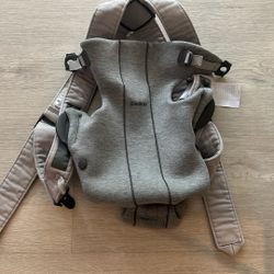 Baby Bjorn Carrier