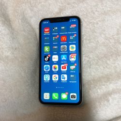 Iphone XR 64 Gg Red  AT&T Criket 