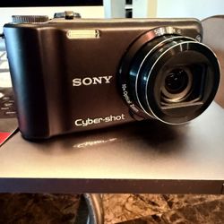 Sony Cyber-shot DSC-HX5V 10.2 MP CMOS 10x Wide-Angle Zoom Digital Camera with Optical Steady Shot Image Stabilization and 3.0 Inch LCD