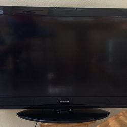 Toshiba TV 40” Model 40FT2U1 with Remote