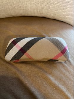 Burberry case glasses