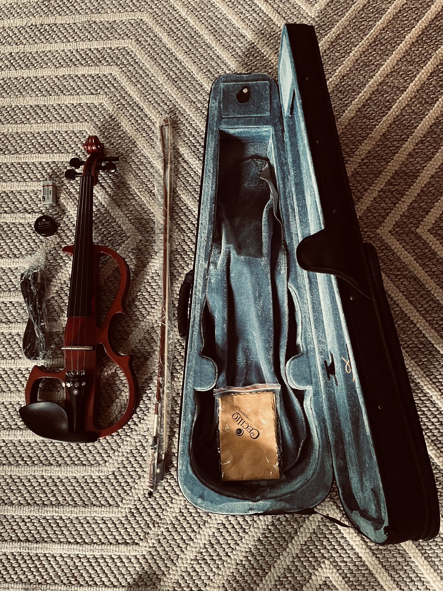 Cecilio 4-String Electric Violin For Sale Cheap!