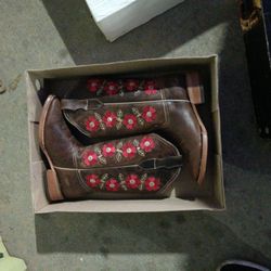 New Boots 100% leather