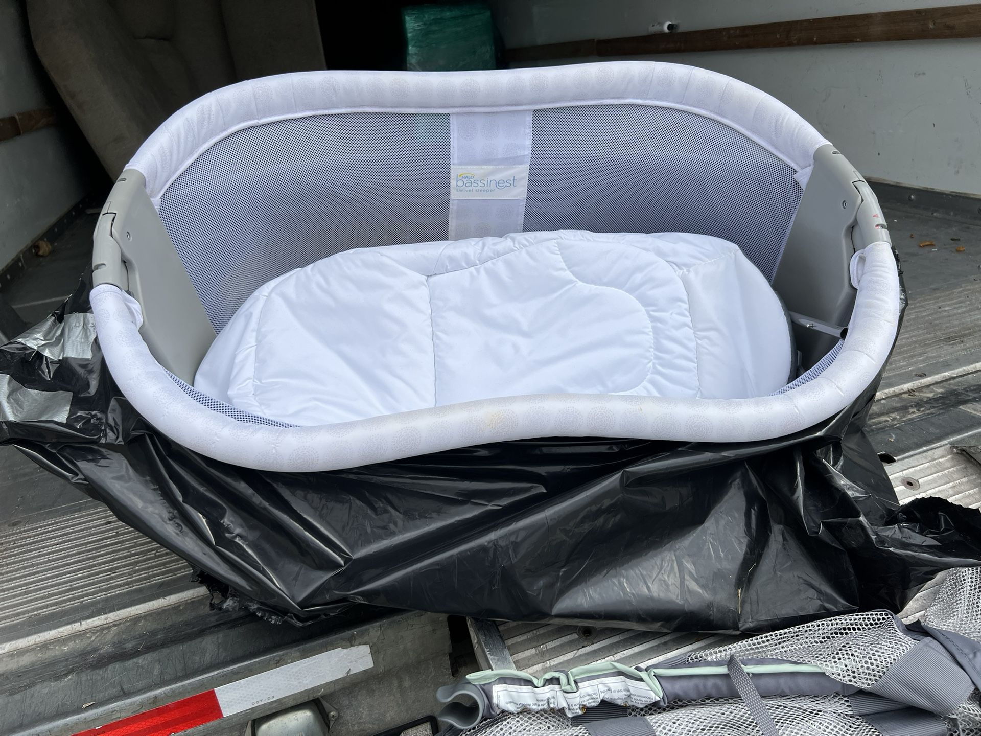 Halo Baby Bassinet