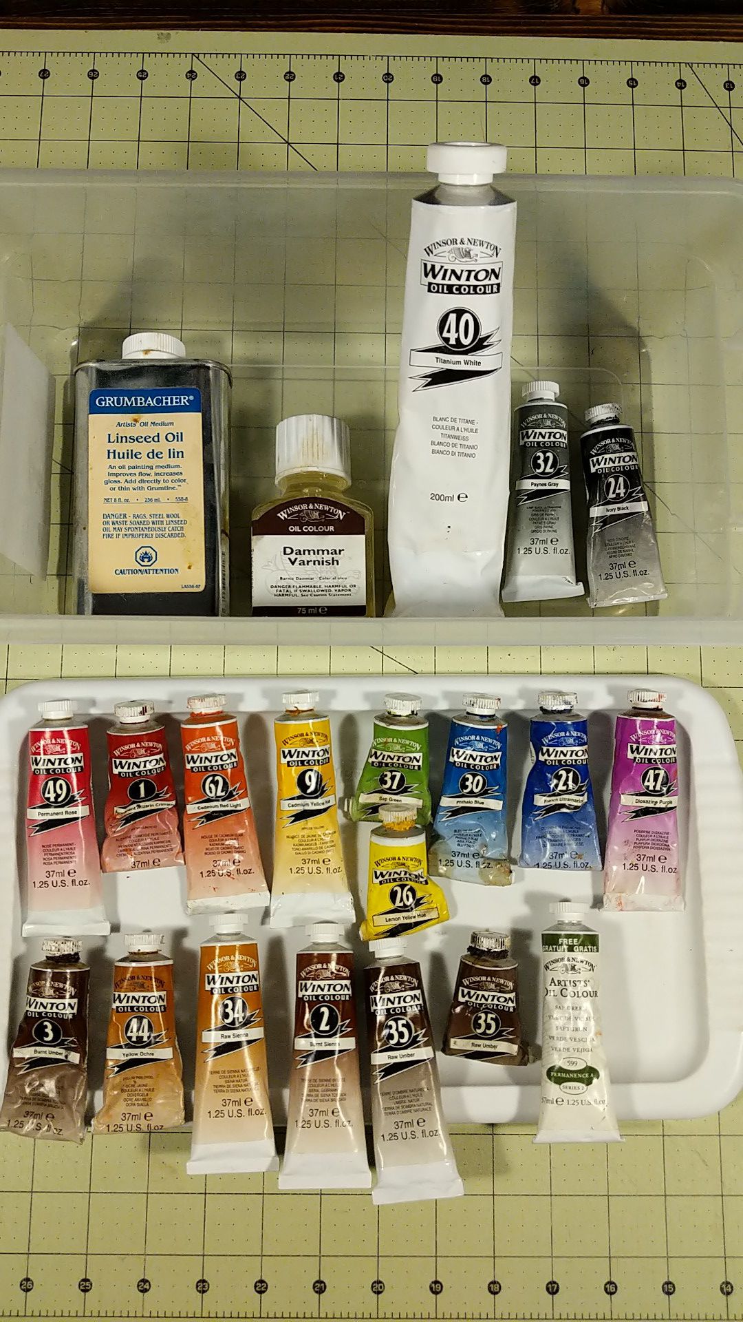 Student grade oil painting supplies