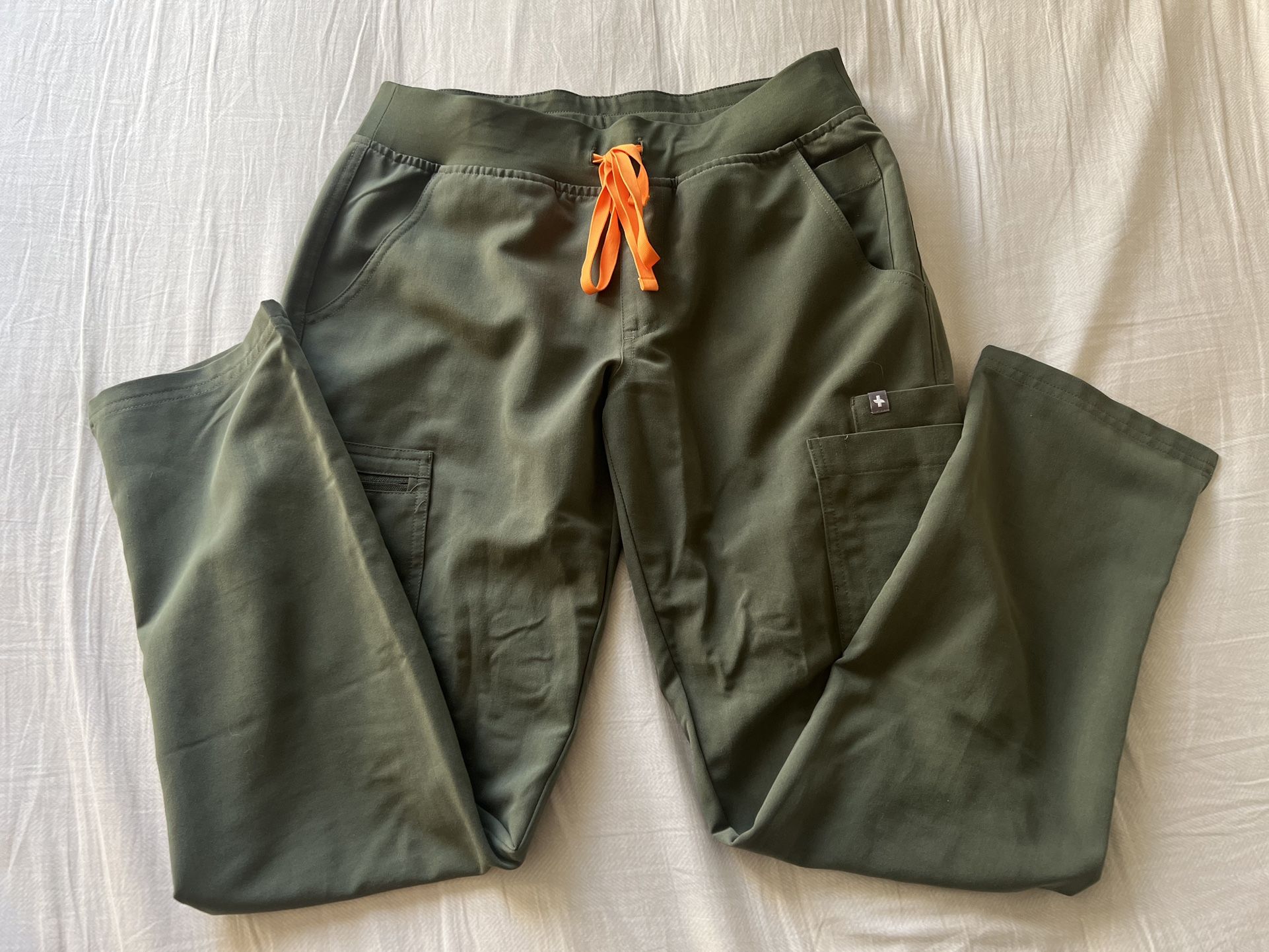 Figs Scrub Pants (High Waisted Yola)
