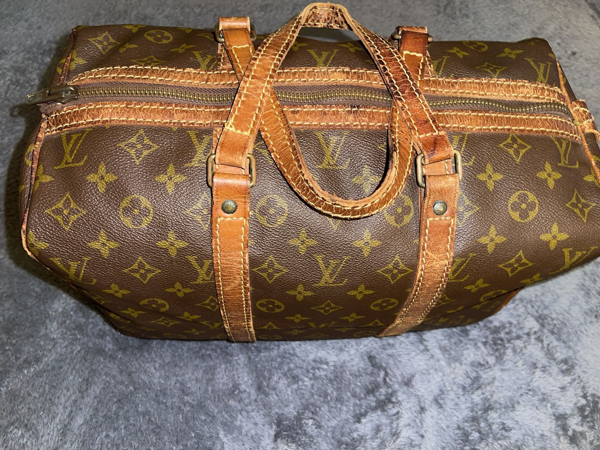 Lv Speedy 55 Vintage for Sale in Albany, NY - OfferUp